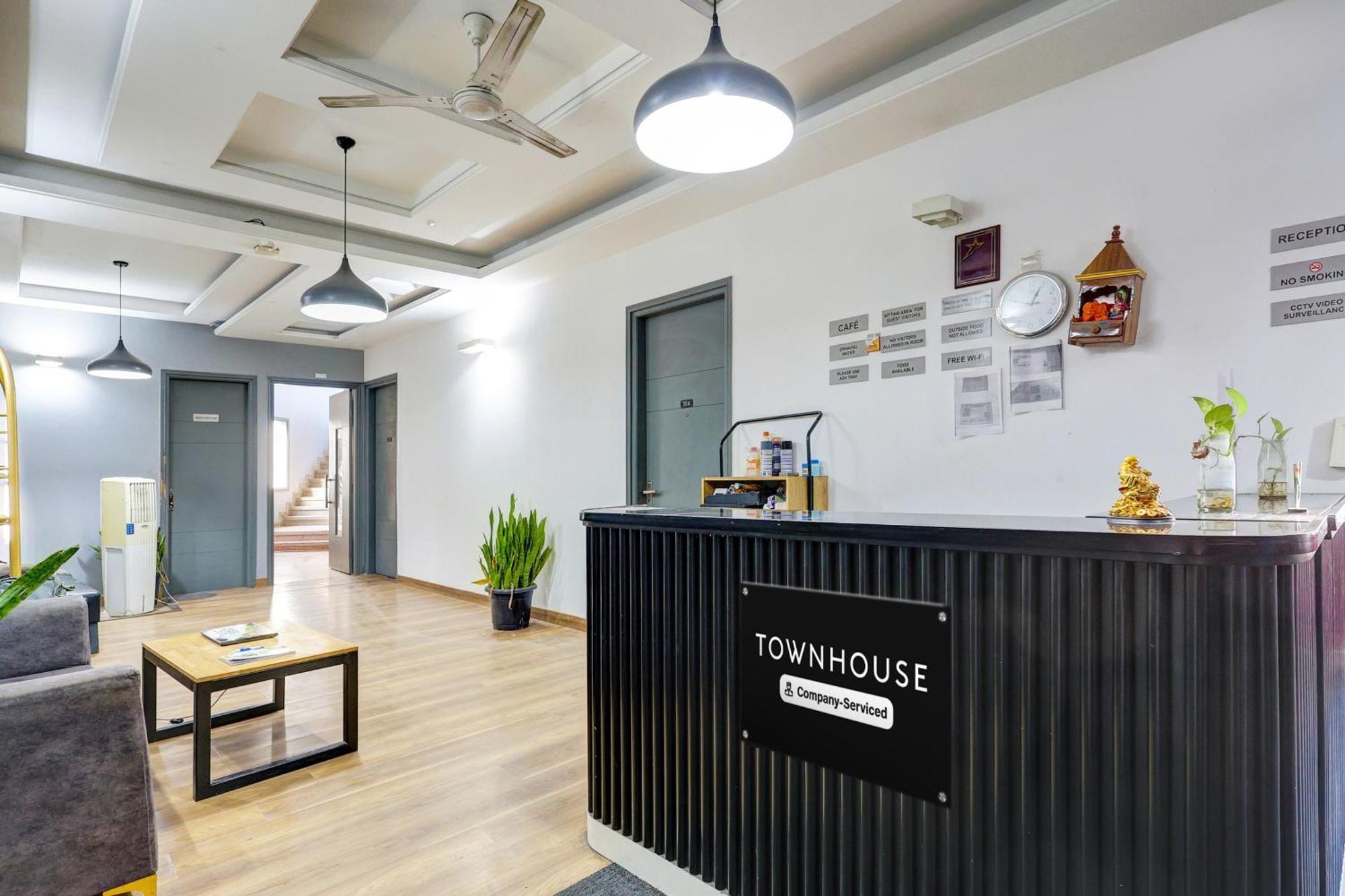 Townhouse Sector 49 Sohna Road Hotel Gurgaon Ngoại thất bức ảnh